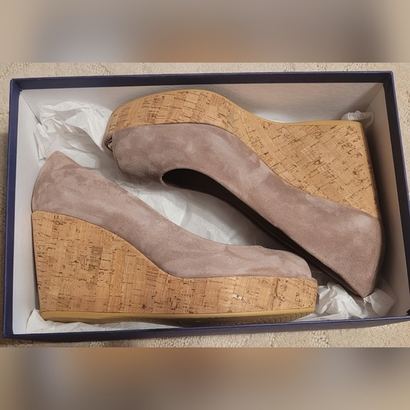 Stuart Weitzman Anna Cork Platform Wedges size 8 - Picture 3 of 3